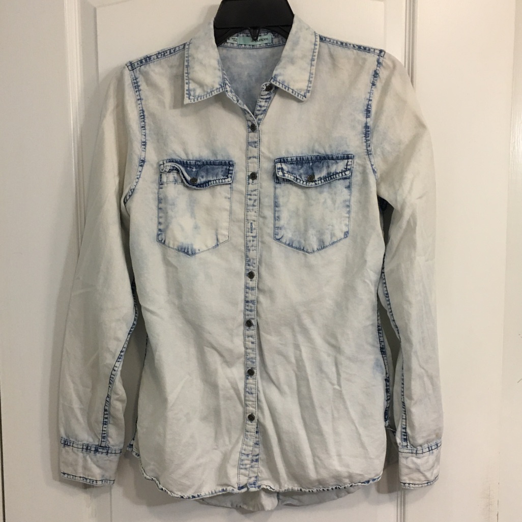 Maurice’s Button Down